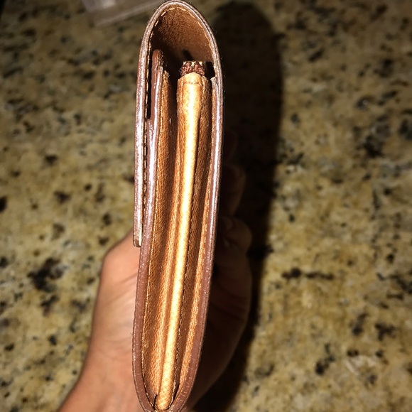 AUTHENTIC LV Sarah Wallet - Picture 5 of 8